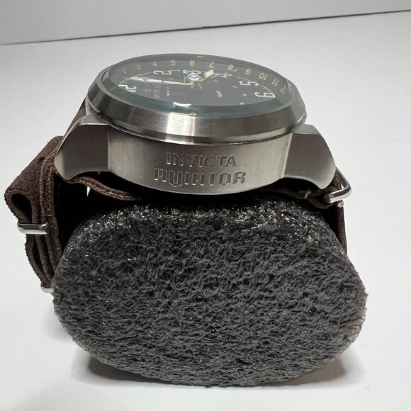 Invicta Mens Aviator Model 18886 Stainless Steel Quartz Watch - Picture 7 of 9